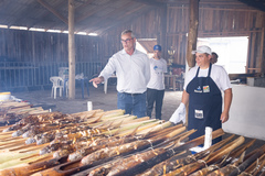 Mauro Pinheiro destacou a tradição do evento, com o tradicional peixe na taquara