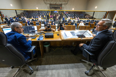 Sessões presenciais serão retomadas em agosto