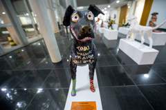 Associação dos Escultores do Estado do Rio Grande do Sul (AEERGS) exibe obras na exposição POA Pinta Pet.