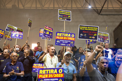 Servidores antigos pediram a retirada do projeto