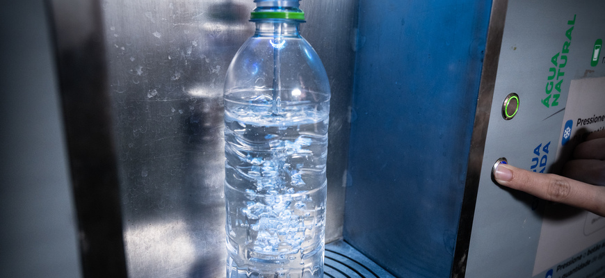Iniciativa defende o direito de acesso à água potável para consumo