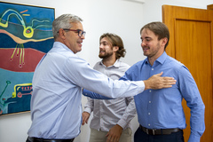 Presidente Mauro Pinheiro recebe no gabinete da presidência, o vereador Moranti e o Prefeito Danrlei Pilatti do município de Nova Pádua