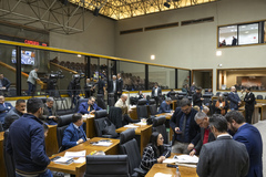Movimentação de plenário.