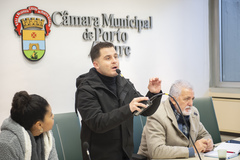 Compra assistida para os moradores das Ilhas.
