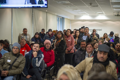 Compra assistida para os moradores das Ilhas.