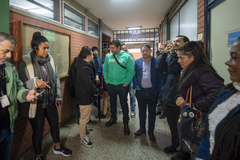 Visita conjunta entre CECE e CUTHAB na EMEF América, devido a denúncia de risco de desabamento.