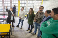 Visita conjunta entre CECE e CUTHAB na EMEF América, devido a denúncia de risco de desabamento.