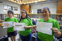 Projeto contou com apoio de pessoas presentes no Plenário Otávio Rocha
